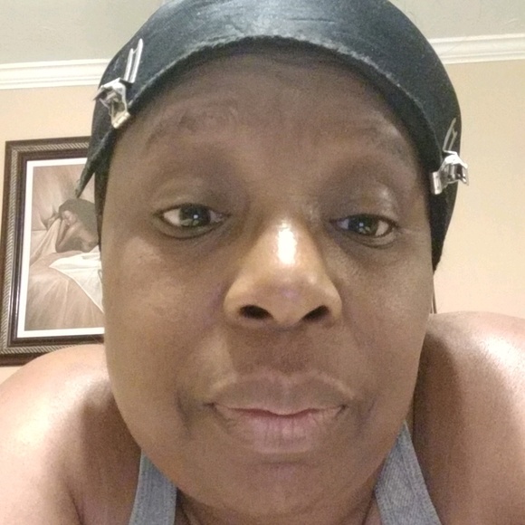 Meet your Posher, Cathy - Picture 1 of 1